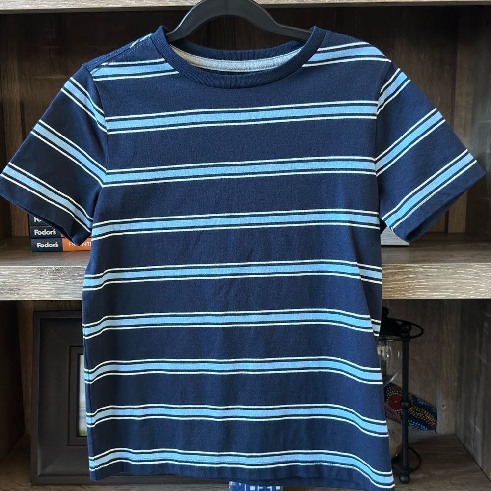 Old Navy striped short sleeve t-shirt